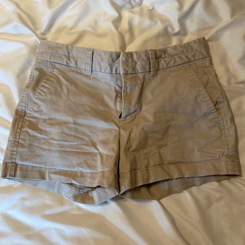 GAP women’s shorts